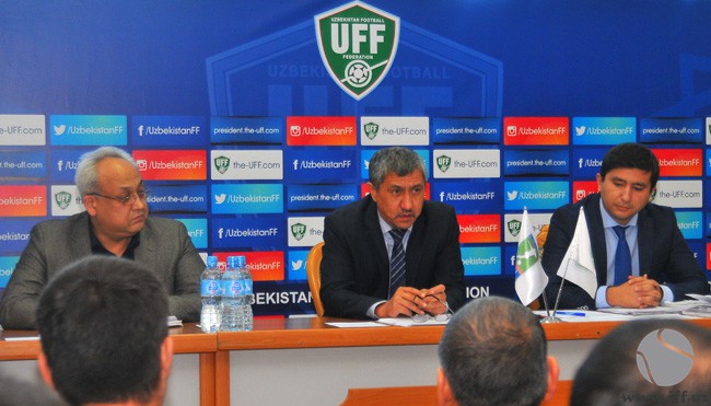 В ФФУ состоялась встреча с руководителями футбольных клубов Высшей лиги