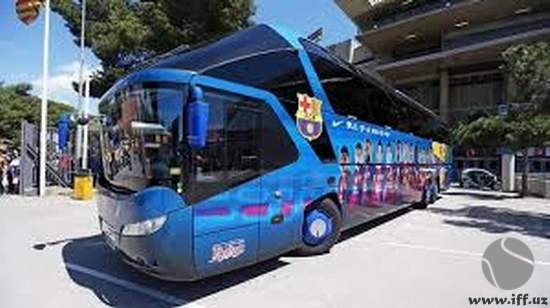 «Барселона» «Уeска» билан ўйинга автобусда келиб, 30 минг евро тежаб қолди.