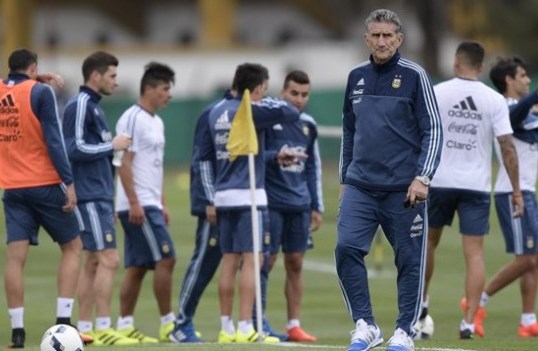 Эдгардо Бауса может быть отправлен в отставку с поста главного тренера сборной Аргентины