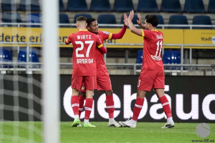«Бавария» впервые в сезоне сыграла вничью 
