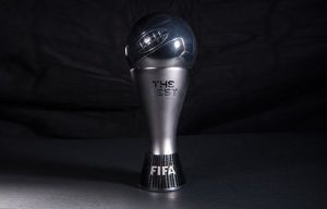ФИФА представила приз лучшему игроку мира