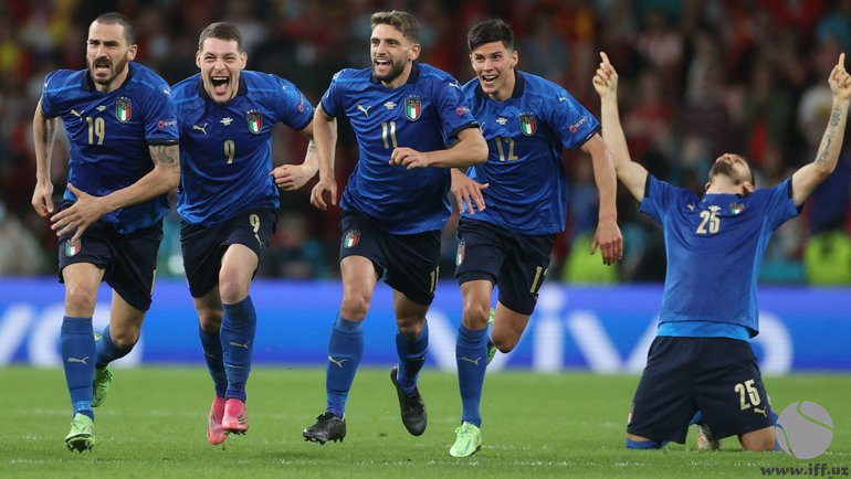 Италия обыграла Испанию в серии пенальти