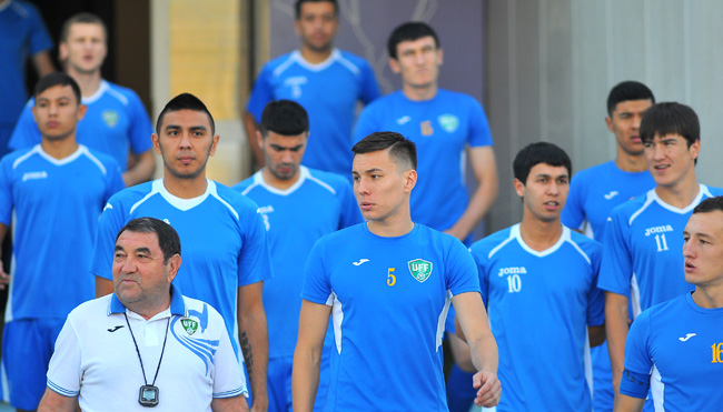 Самвел Бабаян объявил состав сборной Узбекистана на матчи с Сирией и Катаром