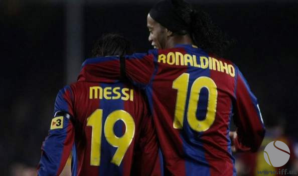 Роналдиньо: «Месси «Барселона» тарихидаги энг яхши футболчи»