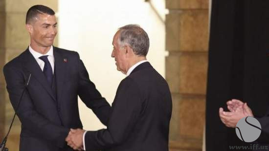 Португалия президенти коронавирусга чалинган Роналдуга соғлик тилади