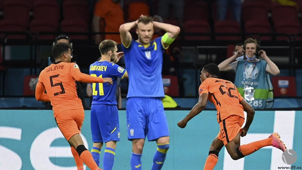 Невероятный сюжет матча между Голландией и Украиной