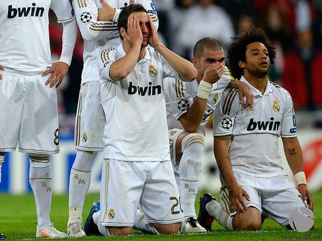 Перес хочет избавиться от девяти игроков «Реала»